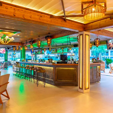 Limanaki Beach Hotel & Suites-2